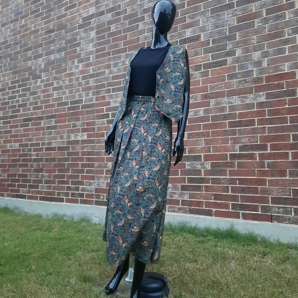 Vintage 90s Cottagecore Christmas Holly Print Vest and Maxi Skirt Outfit | Large
